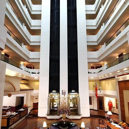 Hotel Sagar Plaza City Centre Пюн Екстериор снимка
