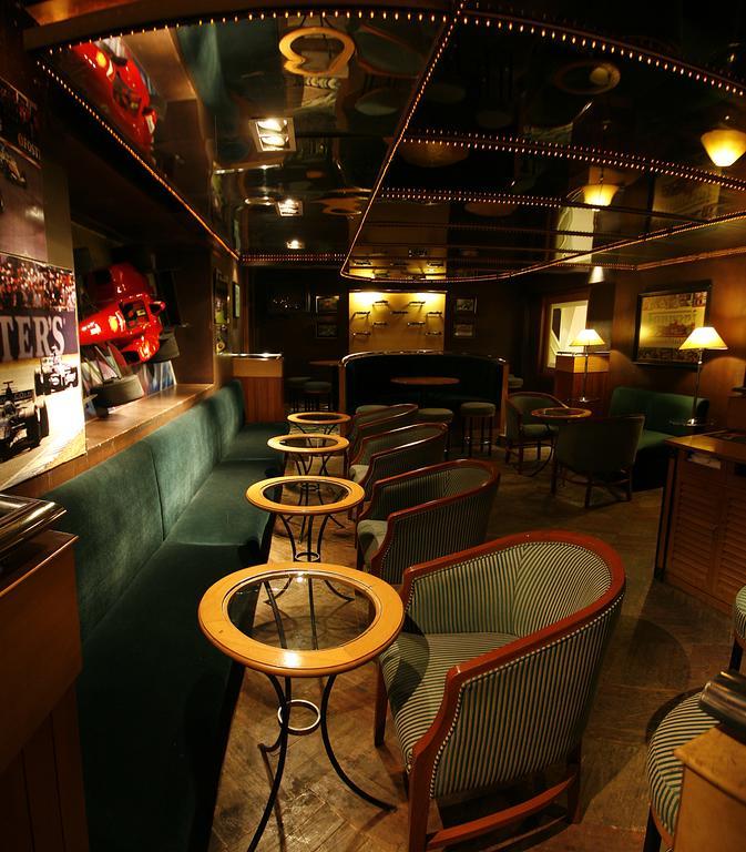 Hotel Sagar Plaza City Centre Пюн Екстериор снимка